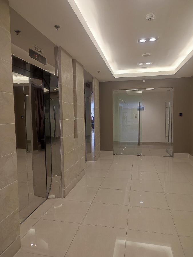 Sea Residences Moa Condotel By Ruffa Манила Экстерьер фото