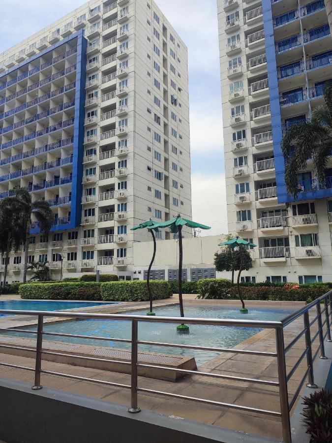 Sea Residences Moa Condotel By Ruffa Манила Экстерьер фото